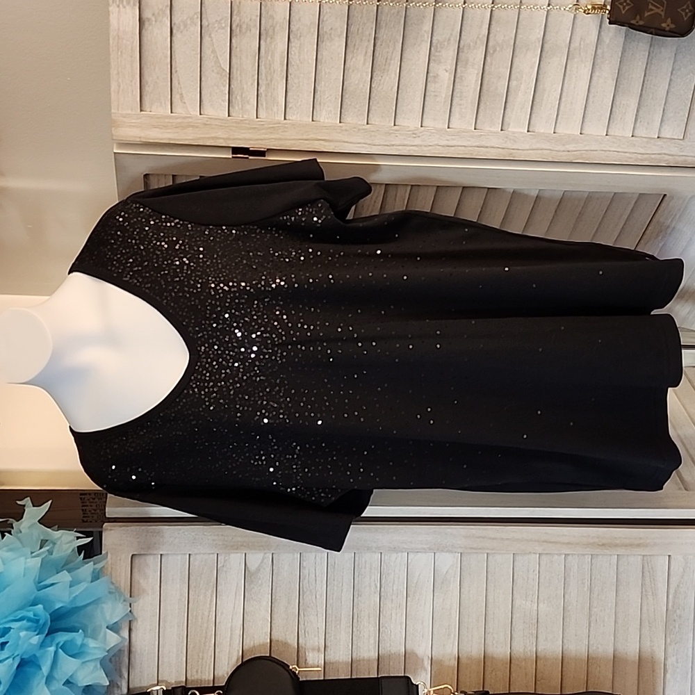 Quacker Factory brand sequence top